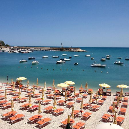 Case Vacanze L'Uliveto Mattinata Exterior foto