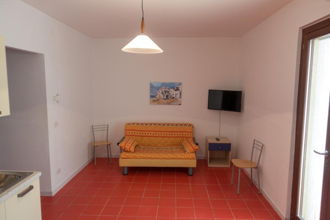 Case Vacanze L'Uliveto Mattinata Exterior foto