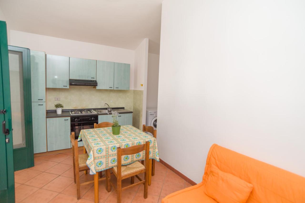 Case Vacanze L'Uliveto Mattinata Exterior foto